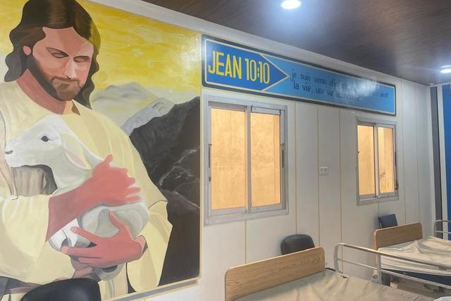 Rehabilitation of the RON FARRIS medical clinic